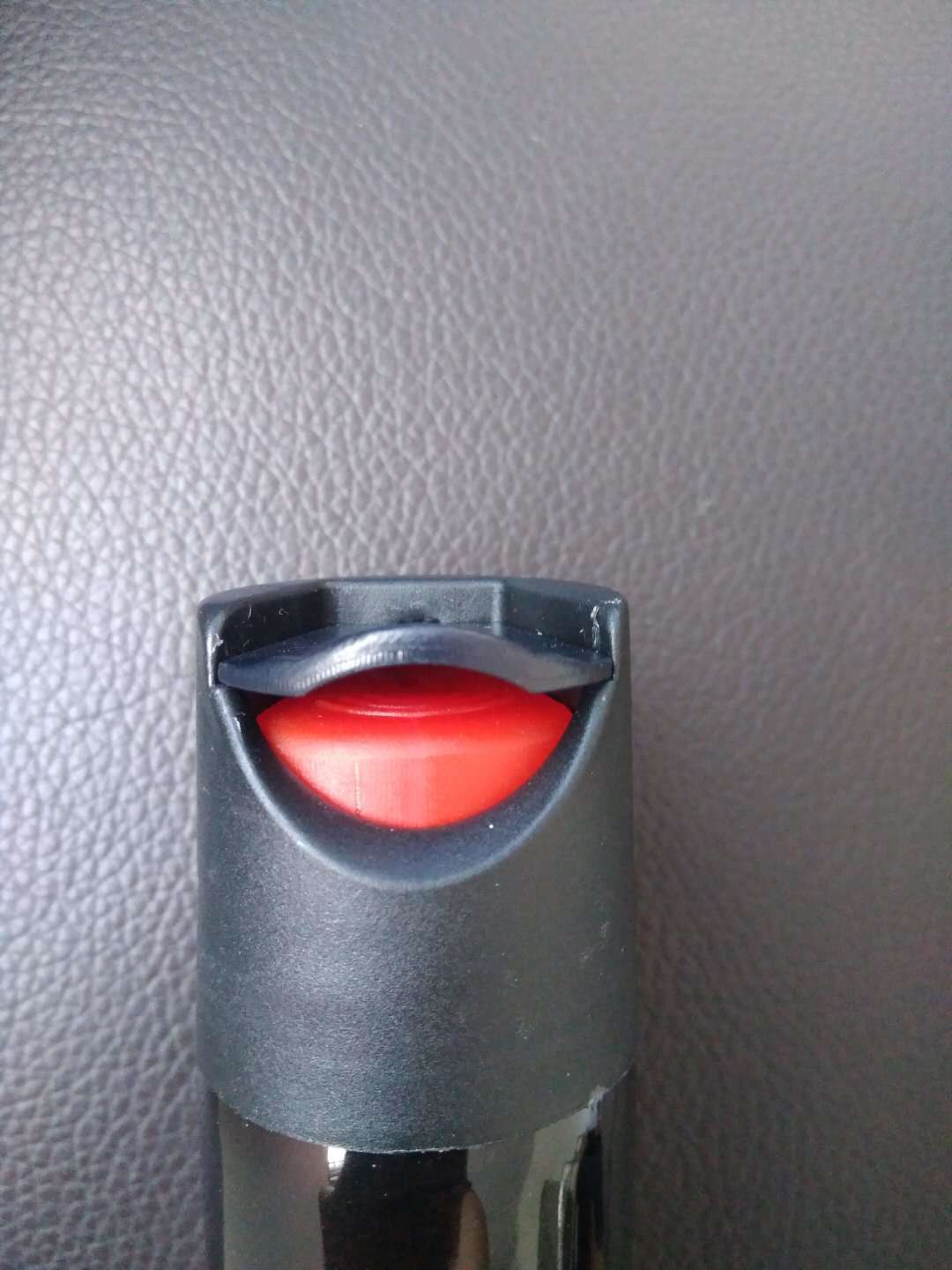 RY大瓶黑皮防狼噴霧器